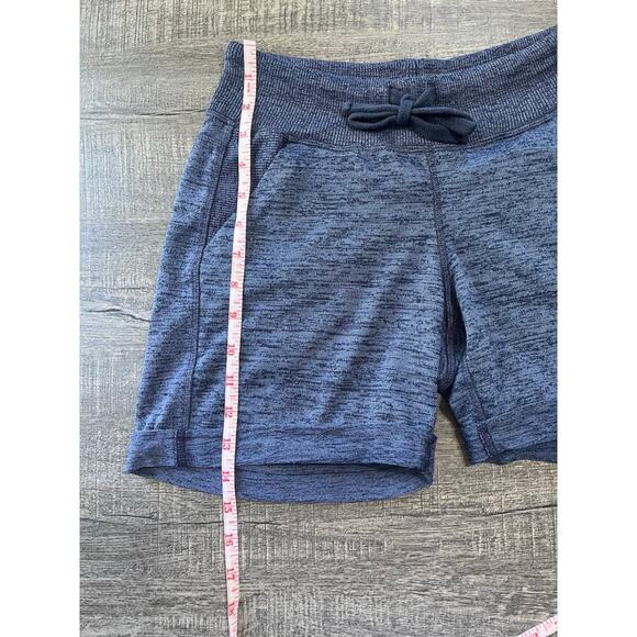 Athleta Heathered Blue Downplay Shortie with Drawstring Waist and Pockets, XS - Picture 5 of 6
